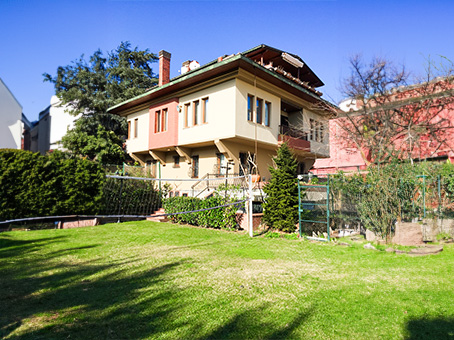 Emirgan Menekşe Villa